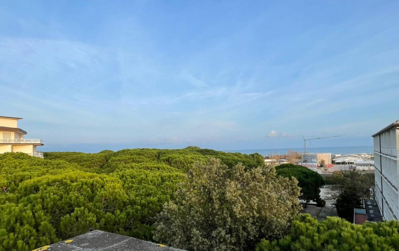 רוסולינה מארה Hotel Pine Beach מראה חיצוני תמונה
