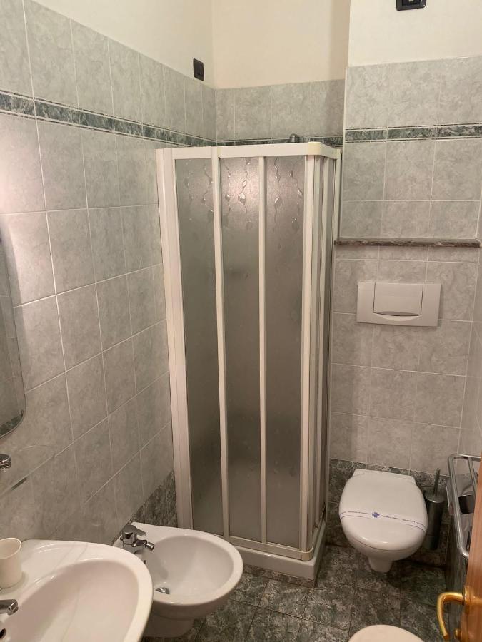 רוסולינה מארה Hotel Pine Beach מראה חיצוני תמונה