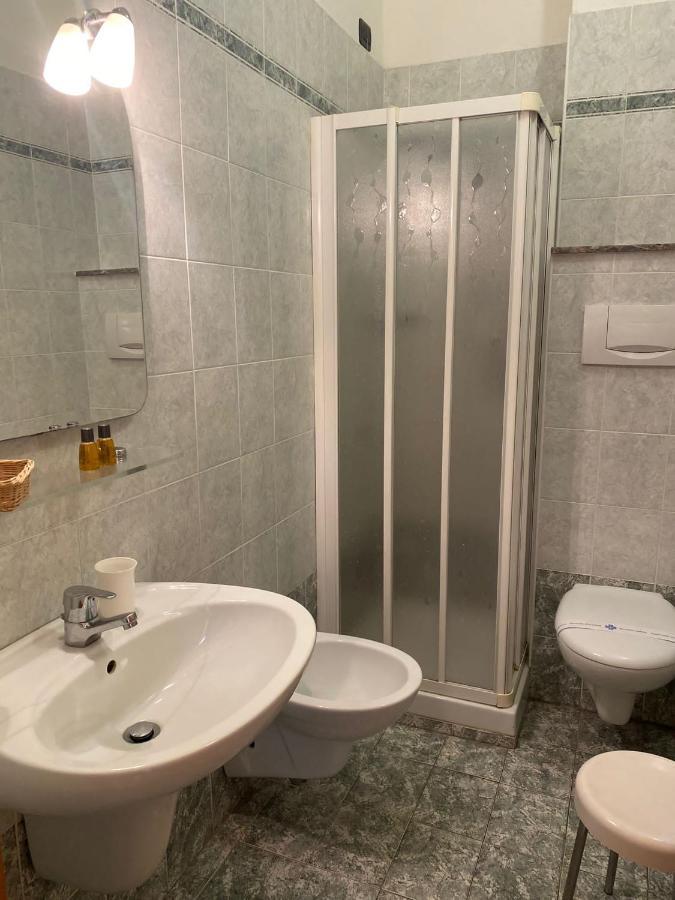 רוסולינה מארה Hotel Pine Beach מראה חיצוני תמונה