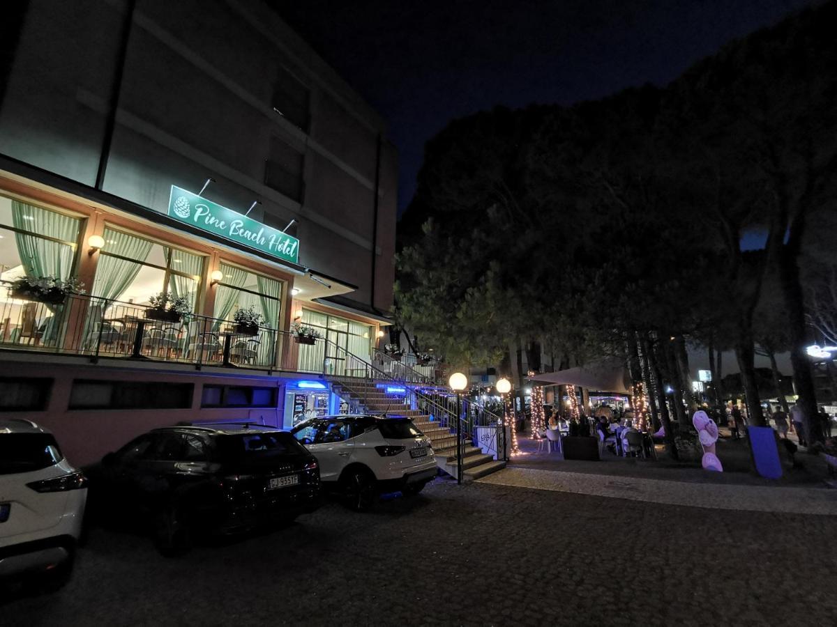 רוסולינה מארה Hotel Pine Beach מראה חיצוני תמונה