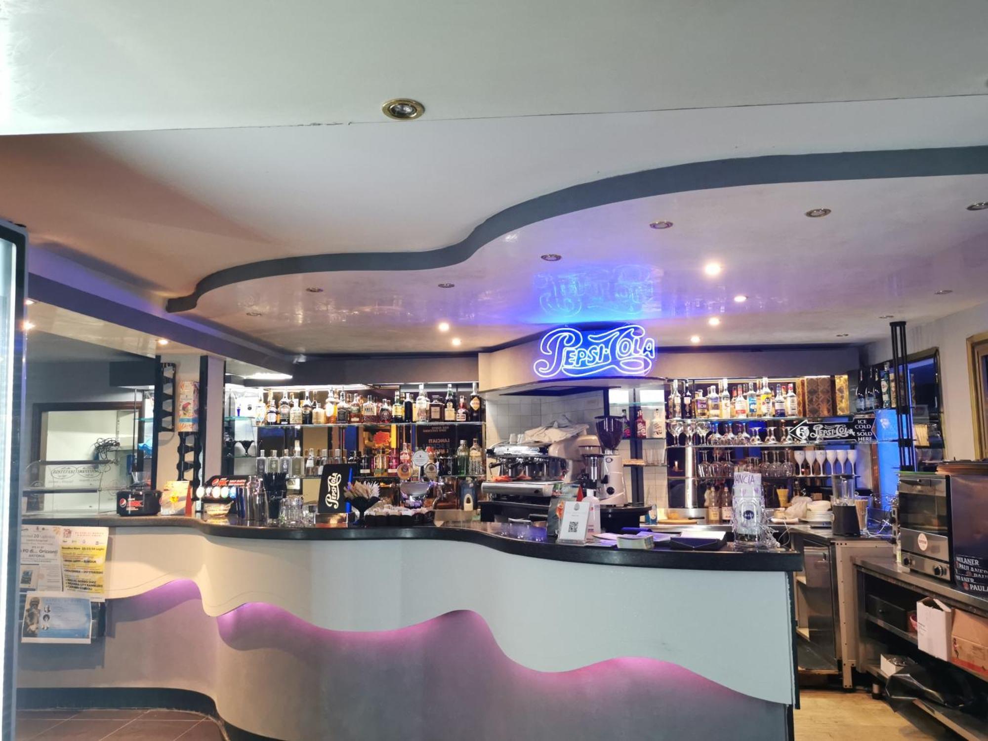 רוסולינה מארה Hotel Pine Beach מראה חיצוני תמונה